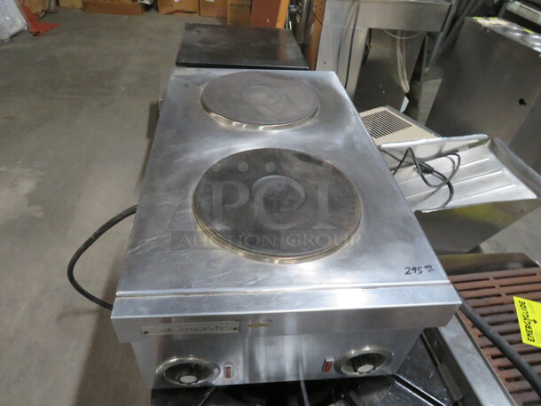 One Electric Toastmaster 2 Burner. 25X15X10 - Image 2 of 2
