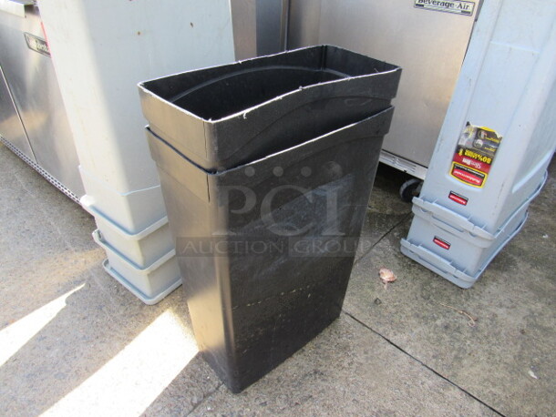 One 23 Gallon Continental Wall Hugger Trash Can.