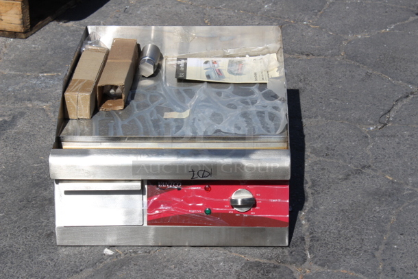 BRAND NEW SCRATCH & DENT! Avantco EG16N 16" Electric Countertop Griddle - 120V, 1750W. PRISTINE CONDITION. OUT OF ORIGINAL PACKAGING. S/N: EG1623050021 - Image 2 of 6