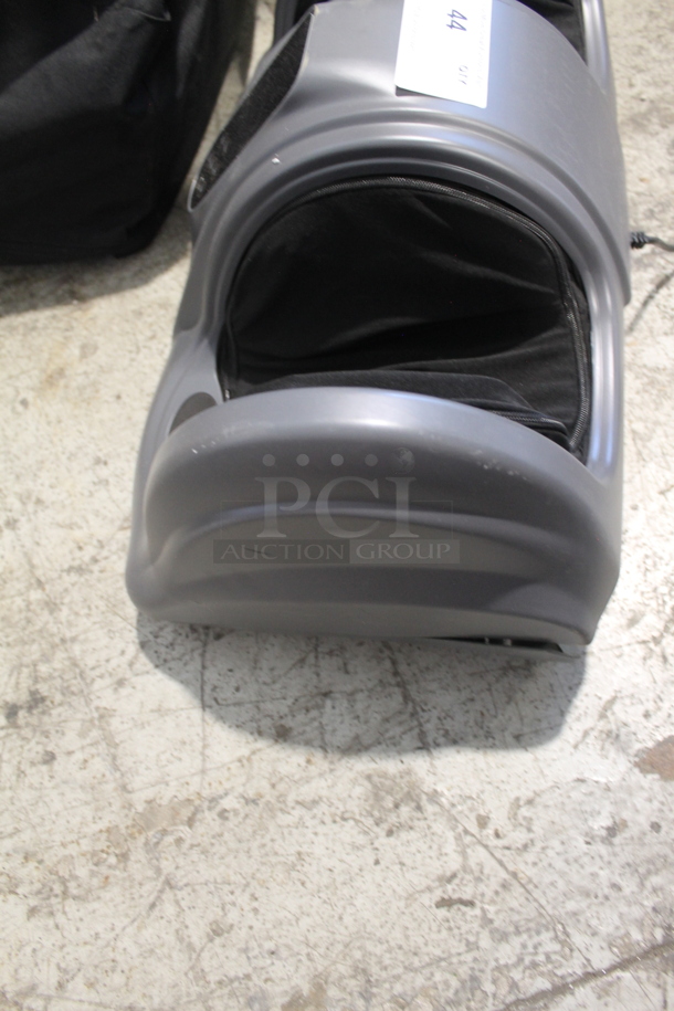BRAND NEW SCRATCH AND DENT! Expansion TD001F Foot Massager. 110 Volts, 1 Phase. Tested and Working! - Image 6 of 9