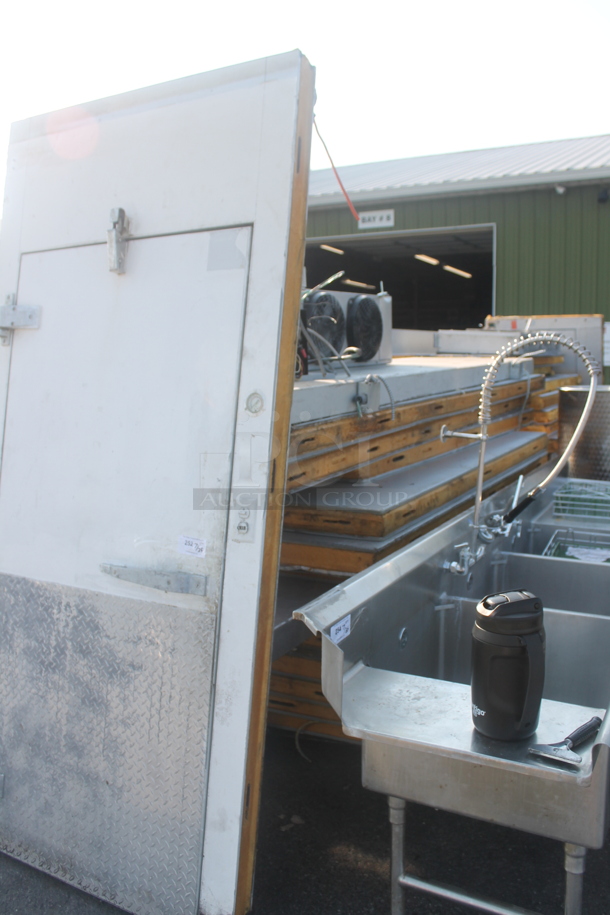 10'x14' Walk In Freezer Box w/ Celson AKA9461ENADQ 208-230 Volt, 1 Phase Compressor and Climate Control LSC130AEWMC6K 115 Volt, 1 Phase Evaporator. Does Not Have Floor. Information Provided By The Consignor But Not Verified By PCI Auctions. - Image 4 of 11