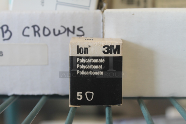 ALL ONE MONEY! Tier Lot of Various Items Including Polycarbonate, Smart Wetting Material and Dental Tools - Image 3 of 7