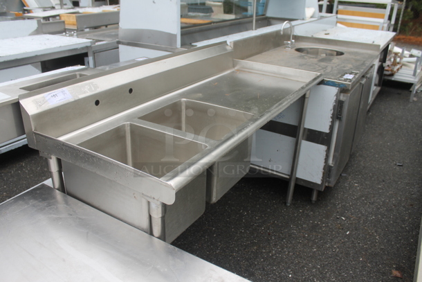 BRAND NEW SCRATCH AND DENT! Stainless Steel Commercial 2 Bay Sink. Bays 14x16x12 - Image 2 of 4