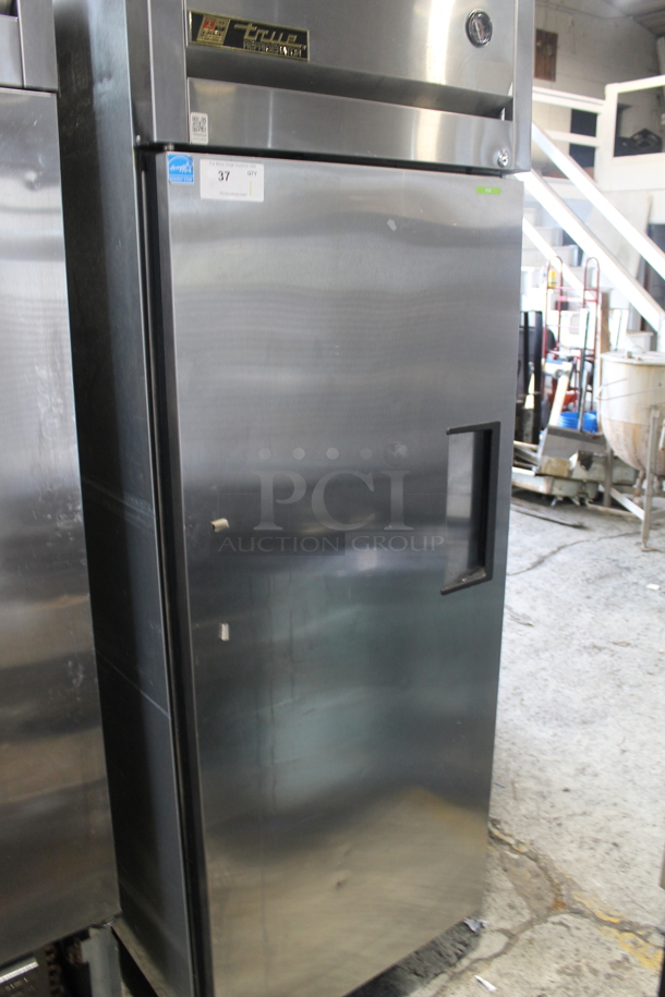 2015 True TG1R-1S ENERGY STAR Stainless Steel Commercial Single Door Reach In Cooler w/ Poly Coated Racks on Commercial Casters. 115 Volts, 1 Phase. Tested and Working! - Image 1 of 4
