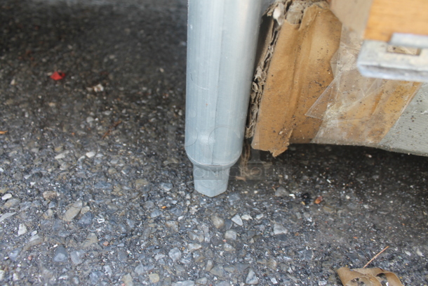 BRAND NEW SCRATCH AND DENT! Stainless Steel Commercial Table w/ Under Shelf. - Image 4 of 4