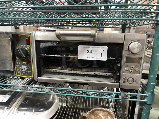 Working! Counter Top Oven Convection Oven  Great For Cookies or Make Bread 115 Volt  Tested and Working!