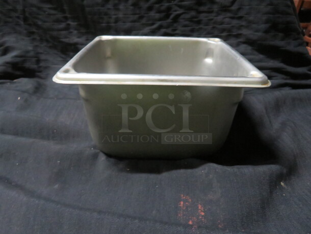 One 1/6 Size 4 Inch Deep  Hotel Pan With Lid. - Image 1 of 1