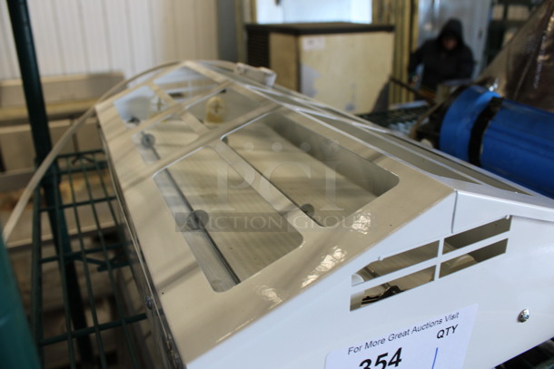 White Metal Bug Zapper. 19x10.5x6 - Image 3 of 3