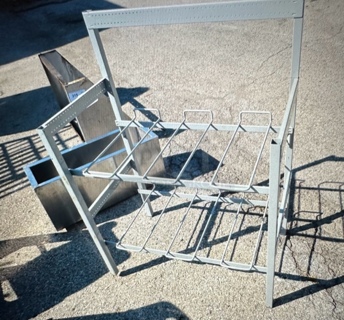 One Metal Soda Racking With 2 Shelves. 28X16X37