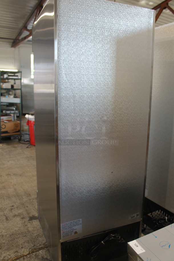 BRAND NEW SCRATCH AND DENT! 2023 KoolMore RIF-1D-SS Stainless Steel Commercial Single Door Reach In Freezer w/ Poly Coated Racks on Commercial Casters. 115 Volts, 1 Phase. Tested and Working! - Image 5 of 7
