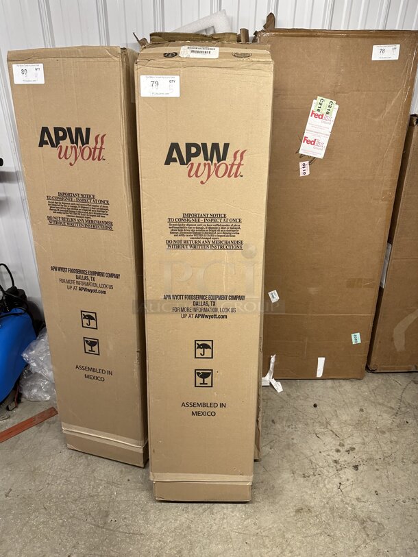 5 BRAND NEW SCRATCH AND DENT! APW Wyott FD-54H-I 54" High Wattage Calrod Strip Food Warmer with Infinite Controls. 120 Volts, 1 Phase. 5 Times Your Bid! - Image 2 of 5