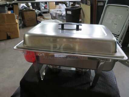 One NEW Vollrath 9 Quart Full Size Chafer System.
