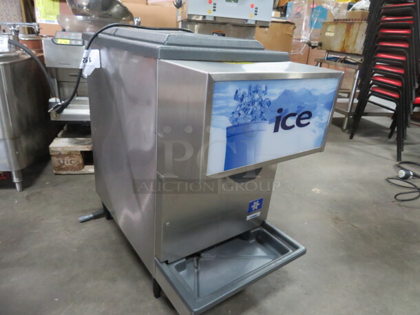 One Stainless Steel Table Top Servend Ice Dispenser.  #M-45. 115 Volt. 15X28X28 - Image 3 of 4