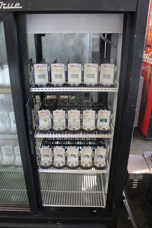 2017 True GDM-33CPT-LD Metal Commercial 2 Door Reach In Cooler Merchandiser w/ Poly Coated Racks and Drink Sliders. 115 volts, 1 Phase. Tested and Working! - Image 3 of 6