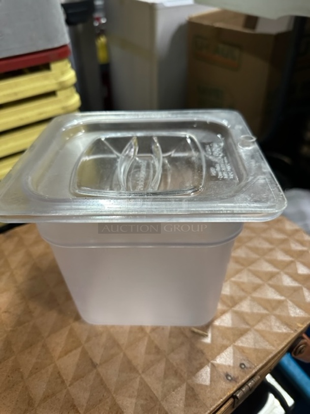 1/6 Size 6 Inch Deep Food Storage Container With Lid. 3XBID - Image 1 of 1