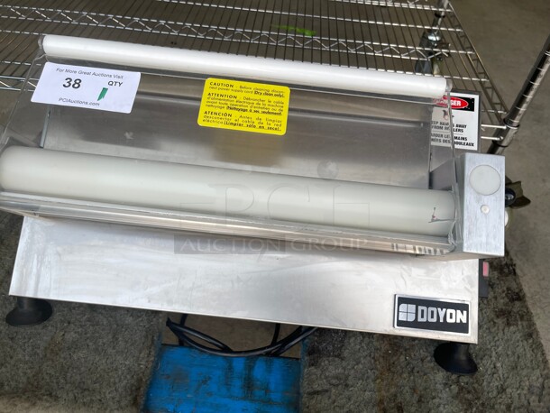 Working! Doyon DL18SP Countertop Commercial Dough Sheeter, 17 inch Maximum, 250 Pieces/Hour NSF 115 Volt Tested and Working! - Image 1 of 7