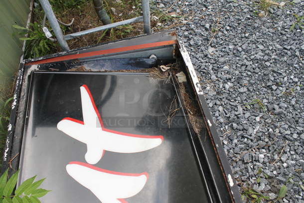 Metal Pizza Hut Sign. - Image 4 of 4