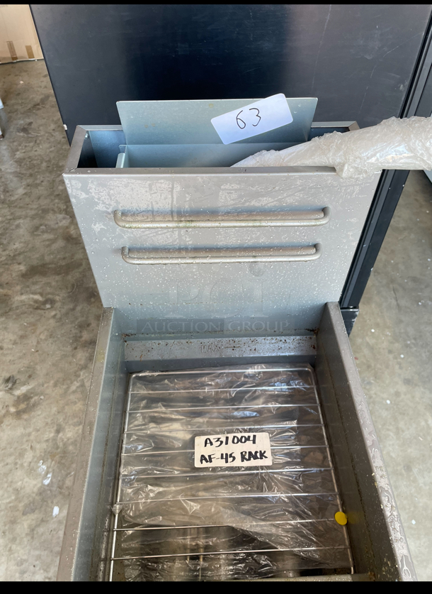 Natural Gas Deep Fryer Felux 40lbs/used one week in the test kitchen like new - Image 2 of 6