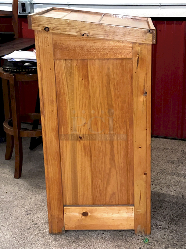 SOLID WOOD Host Station With Storage Space In Back.  - Image 5 of 6