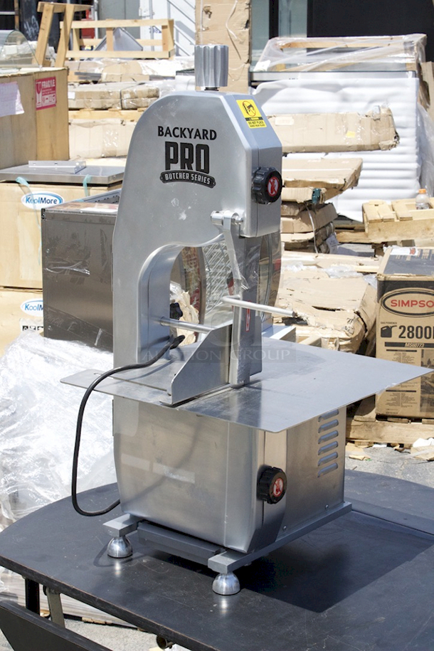 BRAND NEW SCRATCH & DENT! Backyard Pro BSSW65AL Butcher Series 65" Blade Countertop Vertical Band Meat Saw - 120V, 1 hp. Back Leg Is Missing.  - Image 3 of 7