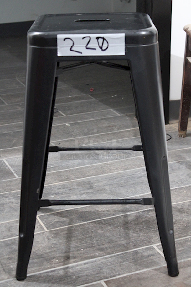 FABULOUS! FDW Metal TDS-424-Black Bar Stools , Counter Height, Stackable, Indoor Outdoor 16-1/2x16-1/2x30. 6x Your Bid - Image 2 of 6