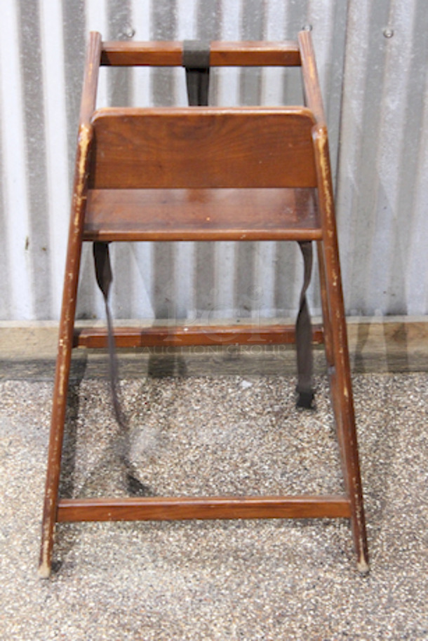 BEAUTIFUL! Marston Wood Products C-30 High Chair Solid 3/4" Oak, Mortise And Tenon Frame Construction, Instant-Release Safety Straps With Crotch Strap. 18x19x29
4x Your Bid - Image 4 of 8
