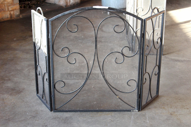 NICE! 3-Panel Arched Fireplace Screen. 50x3/8x32