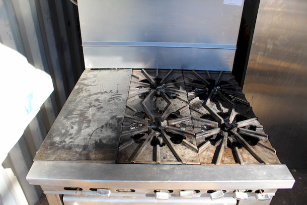 AWESOME! Montague Combination (2) Burner Griddle Top With (4) Burner Range On Oven Base With Commercial Casters 35x36-1/2x60. - Image 5 of 8