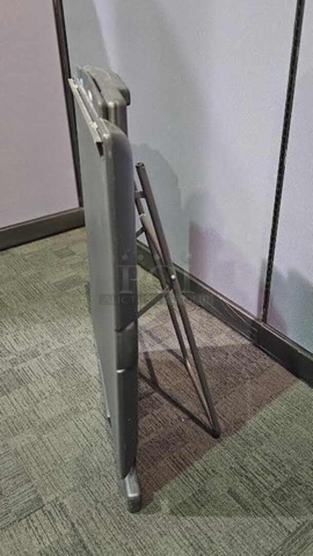 Quartet folding easel- black in color. In good condition- minor scuffs and cosmetic marks from normal wear and tear. 44"H x 28"W x 18"D - Image 2 of 3