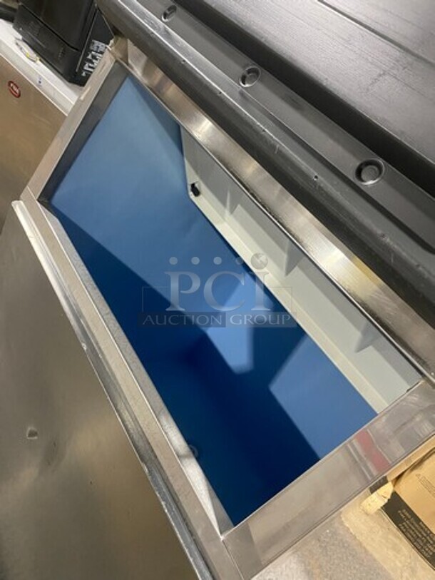 Manitowoc Commercial Ice Making Machine! On Commercial Ice Bin! All Stainless Steel! Model IY0454A161X Serial 1120159369! 115V 1Phase! On Legs! - Image 7 of 10