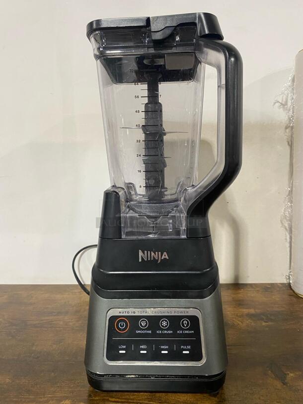 Ninja Professional Plus Blender, 1400 Peak Watts, 3 Functions for Smoothies, Frozen Drinks & Ice Cream with Auto IQ, 72-oz.* Total Crushing Pitcher & Lid ..... Tested and Working
 - Image 1 of 4