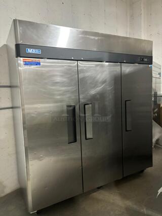 Turbo Air - M3R72-3-N, Commercial 77" Reach-in Refrigerator M3 series Stainless Steel 65.8 cu.ft
