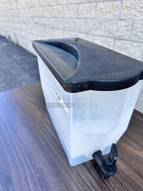 Water Dispenser  - Image 5 of 5