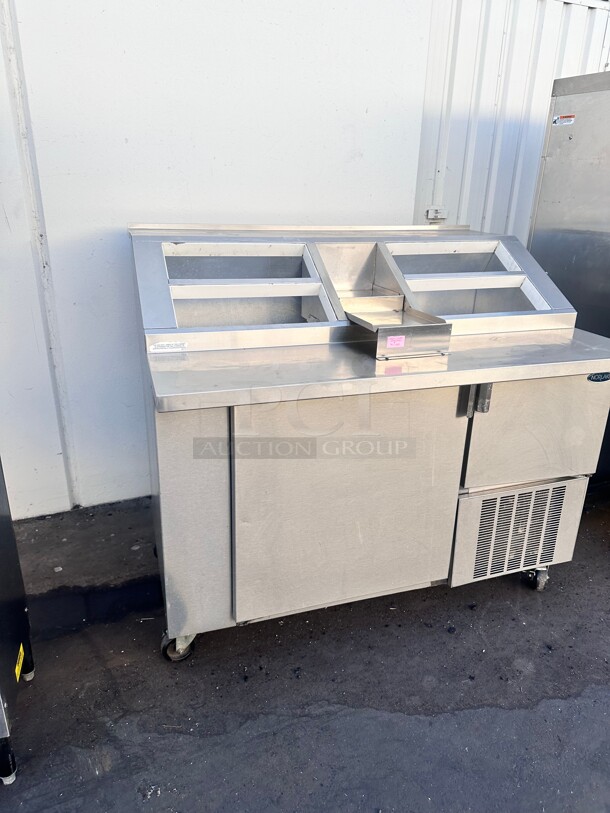 Nor-Lake ZF122SMS/0-2 54" Ice Cream Topping Cabinet, w/ 16 Openings 115 Volt Working - Image 2 of 9
