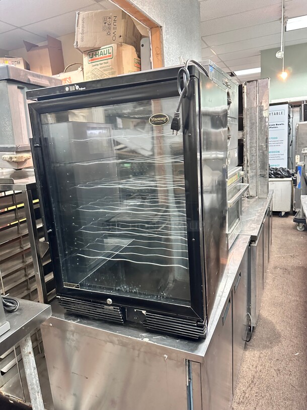 Working Vinotemp VT6060 Bottle Free Standing  Wine Cellar 115 Volt  - Image 1 of 6