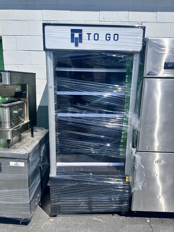 One Year Old Cooler Depot ERTS-220L Open Air 36 inch Chiller Air Curtain Refrigerator 115 Volt  - Image 4 of 6