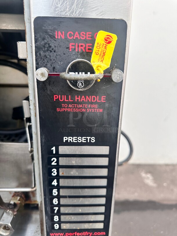 Perfect Fry PFC5700 Commercial Ventless Countertop Deep Fryer - 208V, 5.7 kW 1 Phase Tested and Working - Image 10 of 11