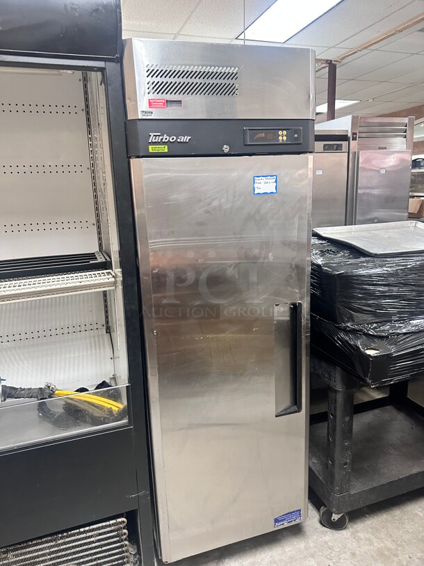 Excellent Condition Turbo Air M3F19-1-N 25" One Section Reach In Freezer,  115v Tested and Working! - Image 4 of 5