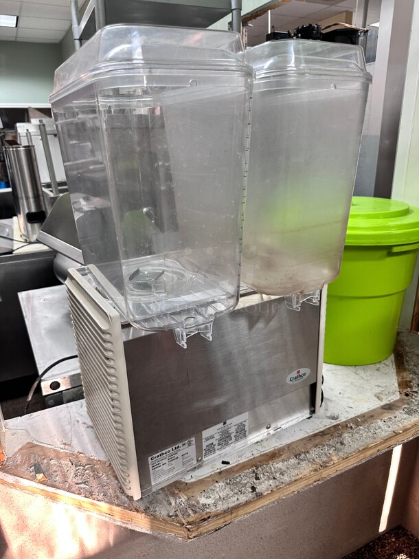 Working Crathco D25-4 Refrigerated  Cold Beverage Dispenser - 115V