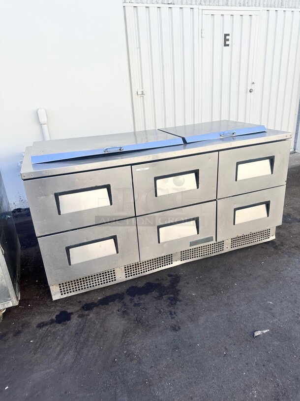 Late Model True TFP-72-30M-D-6 72" Sandwich/Salad Prep Table w/ Refrigerated Base, 115v Working - Image 10 of 11