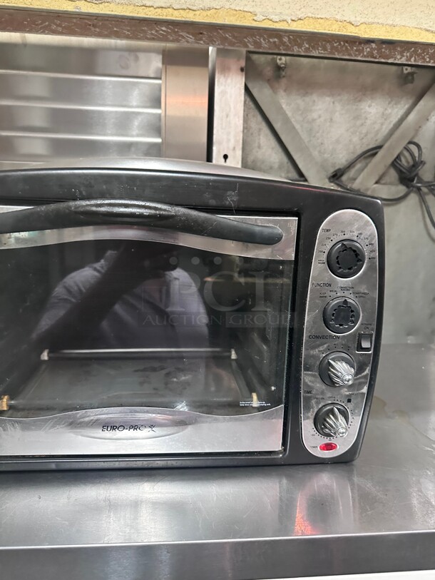 Euro Pro X Convention Jet Convection and  Rotisserie Oven Model JO287 - Image 5 of 5