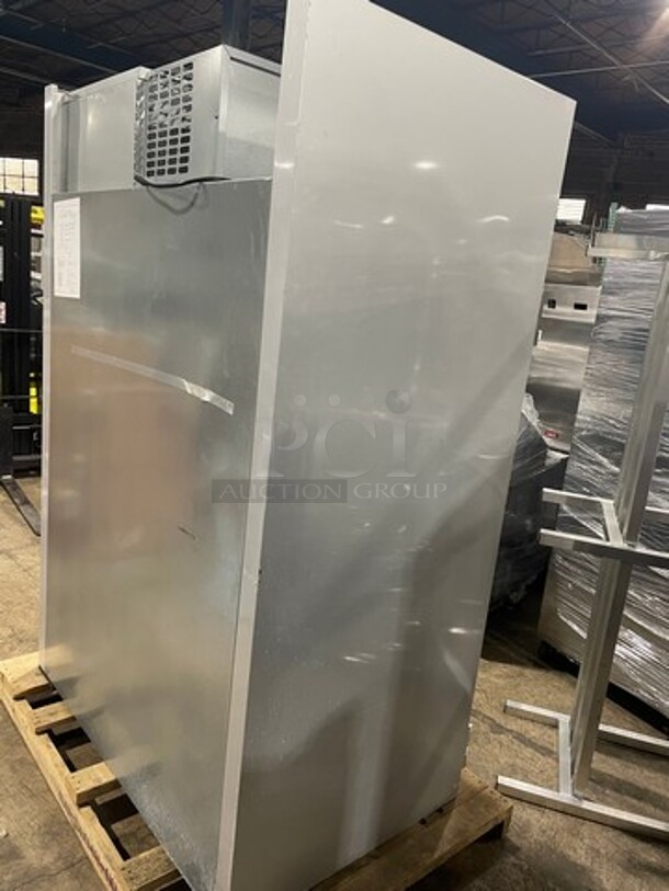 AMAZING! NEW! Traulsen Commercial 2 Door Reach In Refrigerator! With Poly Coated Racks! All Stainless Steel! Model: G20010 SN: 21H04036 115V 60HZ 1 Phase - Image 4 of 12