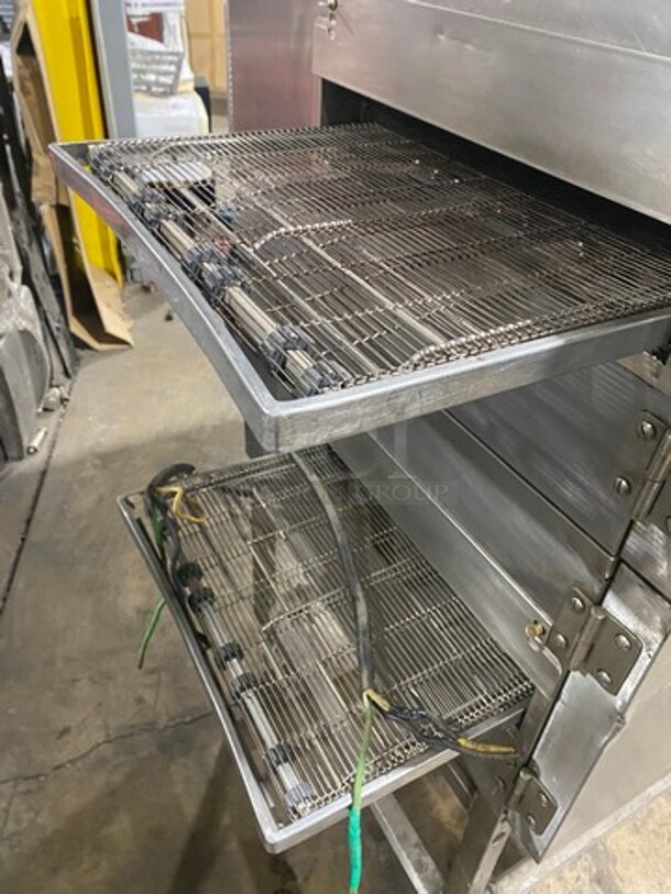 GREAT! Lincoln Commercial Electric Powered Double Deck Conveyor Pizza Oven! All Stainless Steel! On Casters! 2x Your Bid Makes One Unit! Model: 1130000A SN: 2024836 208V 60HZ 1 Phase - Image 6 of 10