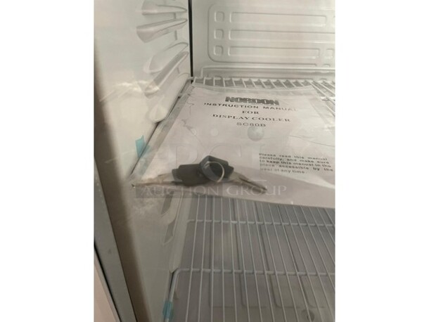 NEW IN THE BOX! Nordon Commercial Countertop Single Door Mini Reach In Cooler Merchandiser! With View Through Door! With Poly Coated Racks! Model SC80B! 110/120V! - Image 8 of 8
