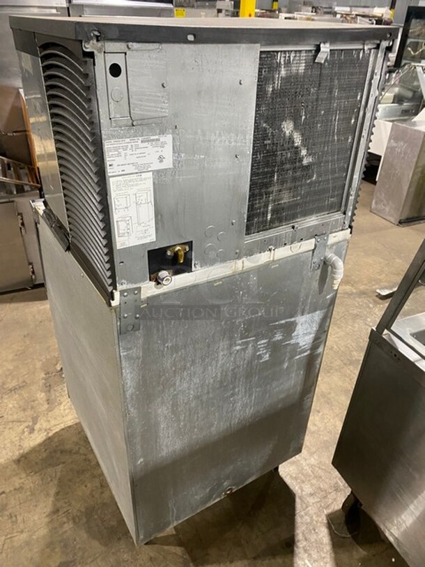 Manitowoc Commercial Ice Making Machine! With Commercial Ice Bin Underneath! All Stainless Steel! Model ID0502A161D Serial 1120025579! 115V 1Phase! On Legs! - Image 3 of 10
