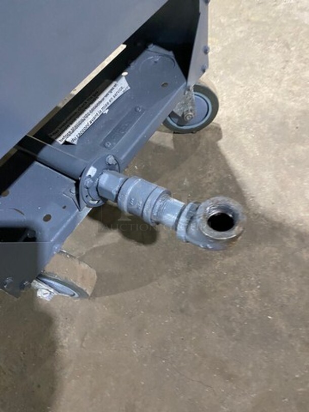WOW! Vulcan Commercial Natural Gas Powered Deep Fat Fryer! With Frying Baskets! All Stainless Steel! On Castors! Working When Removed! Model: 1VEG35M1 SN: DV1157324 - Image 9 of 9