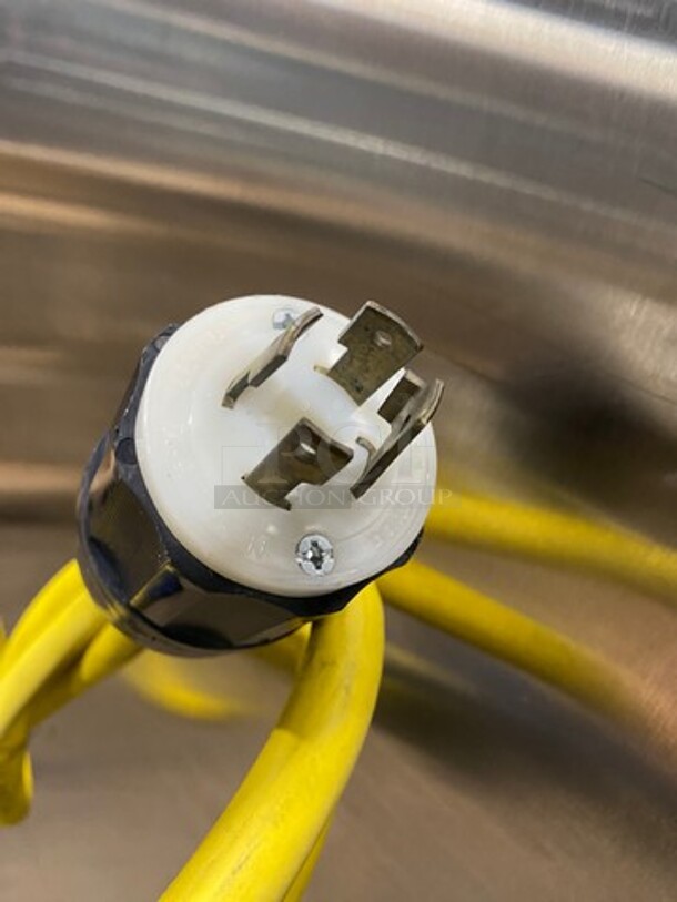 Cres Cor Commercial Electric Powered Split Door Roast-N-Hold Oven! All Stainless Steel! On Casters! Model: RO151FUA12DE4803Z SN: JBIJ0005151631 480V 60HZ 3 Phase - Image 10 of 10