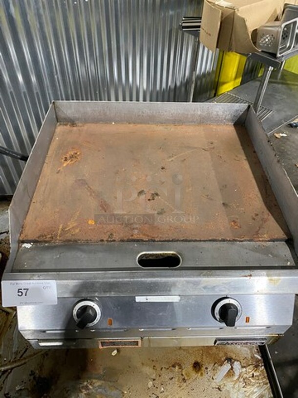 Garland Commercial Countertop Electric Powered Flat Top Griddle! With Back And Side Splashes! All Stainless Steel! WORKING WHEN REMOVED! Model: ED24G SN: 1011100101701 208V - Image 5 of 10