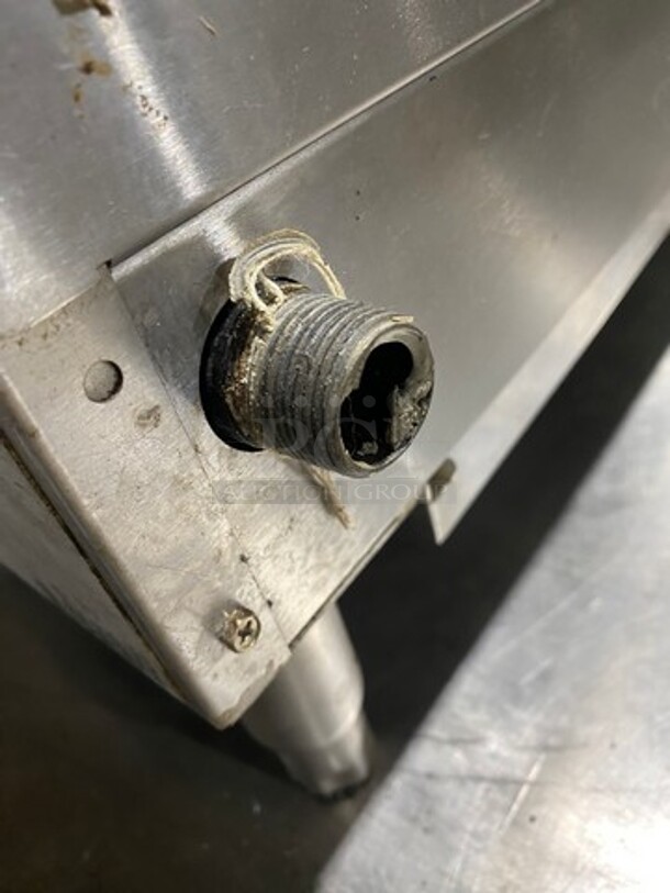 CPG Commercial Countertop Natural Gas Powered Char Broiler Grill! With Back And Side Splashes! All Stainless Steel! On Small Legs! - Image 11 of 11