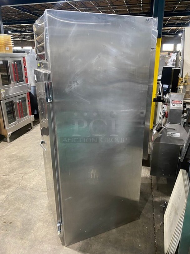 Traulsen Commercial Single Door Reach In Cooler! All Stainless Steel! On Legs! MODEL RHT132WREFHS SN: T239710I98 115V 1PH - Image 2 of 9